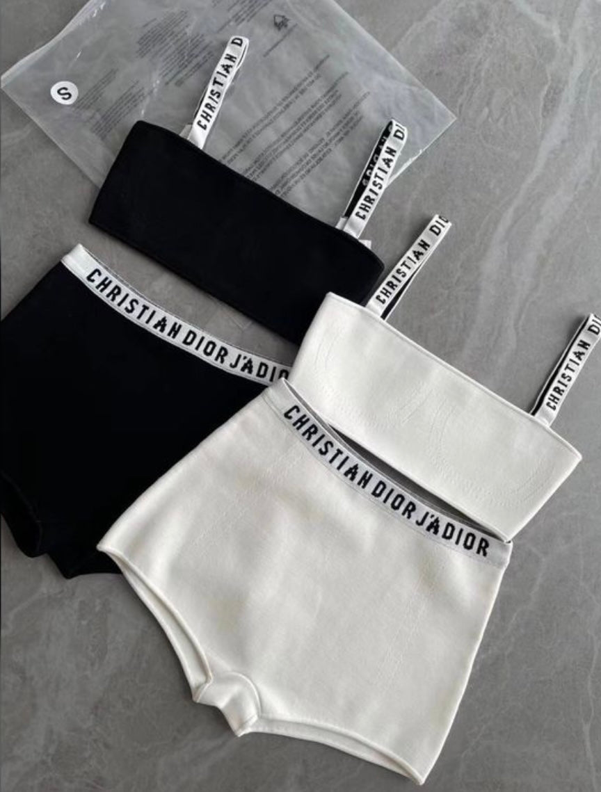 CD short set